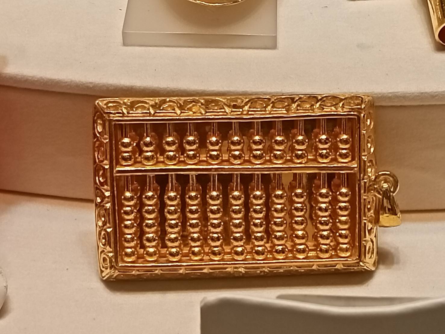 高雄590慶豐當舖-高雄當舖,高雄當鋪,黃金借款,當舖,當鋪,高雄黃金借款,左營黃金借款《黃金借款,拜託請先問過,慶豐當舖,比價看看!全台最大間,利率當然最低!保證安心借,輕鬆還!》