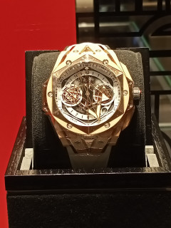 高雄名錶手錶精品名牌包包借款-590慶豐當舖提供高雄手錶借款,高雄名錶借款,左營手錶借款,左營名錶借款,前金名牌包包,新興手錶典當,楠梓手錶當降利息,鼓山手錶借款利息低,三民手錶借款推薦,前鎮名牌包包當舖推薦,小港手錶借款當舖,鳳山手錶借款,鳥松手錶借款,大社,仁武手錶借款額度,台南手錶借款,屏東鑽石借款等當舖,手錶借款借款需求,找高雄左營附近當舖133