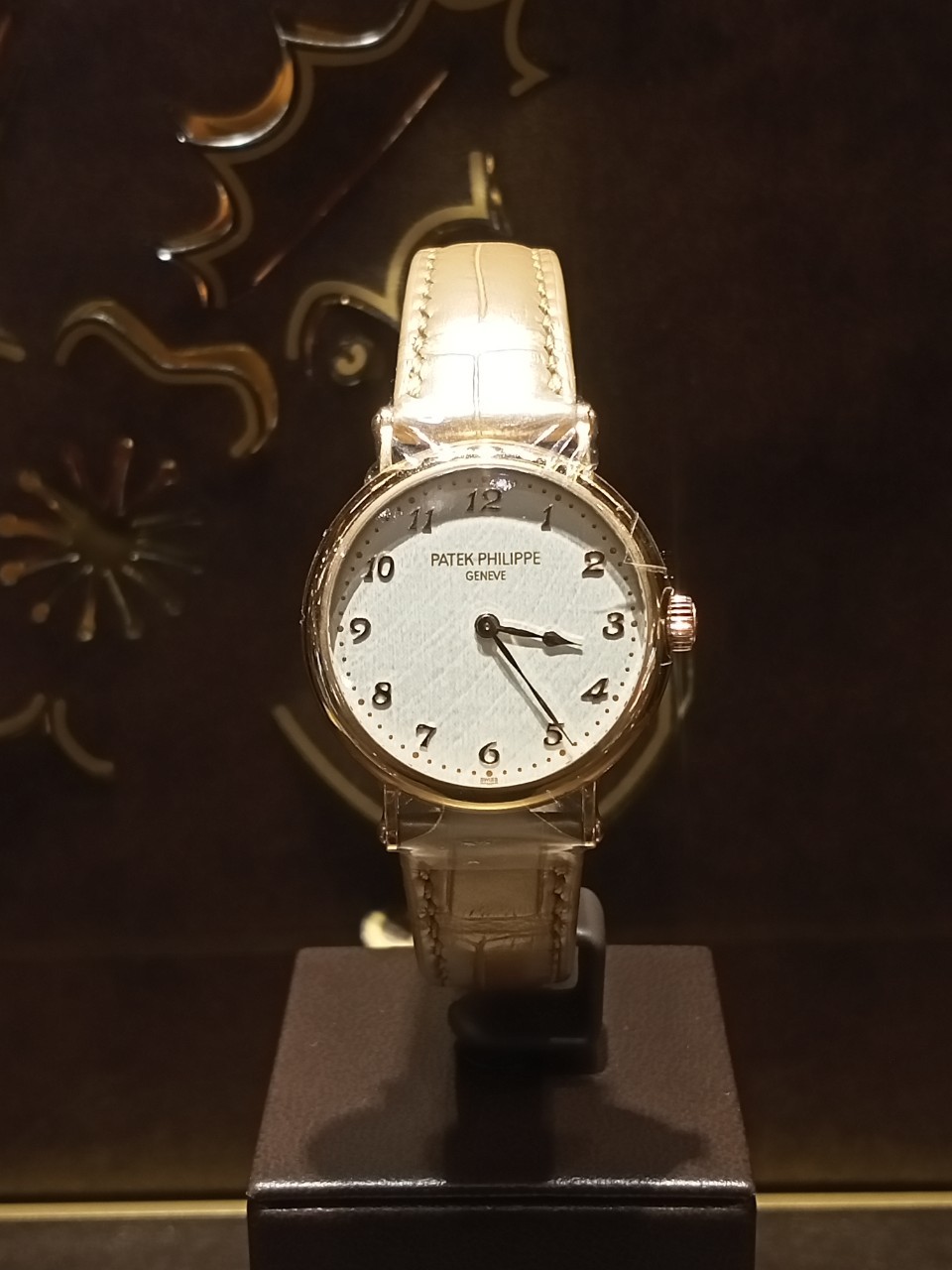 高雄名錶手錶精品名牌包包借款-590慶豐當舖提供高雄手錶借款,高雄名錶借款,左營手錶借款,左營名錶借款,前金名牌包包,新興手錶典當,楠梓手錶當降利息,鼓山手錶借款利息低,三民手錶借款推薦,前鎮名牌包包當舖推薦,小港手錶借款當舖,鳳山手錶借款,鳥松手錶借款,大社,仁武手錶借款額度,台南手錶借款,屏東鑽石借款等當舖,手錶借款借款需求,找高雄左營附近當舖158