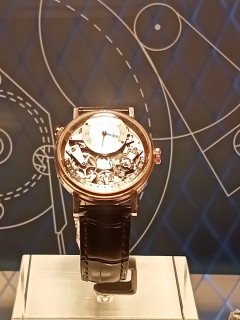 高雄名錶手錶精品名牌包包借款-590慶豐當舖提供高雄手錶借款,高雄名錶借款,左營手錶借款,左營名錶借款,前金名牌包包,新興手錶典當,楠梓手錶當降利息,鼓山手錶借款利息低,三民手錶借款推薦,前鎮名牌包包當舖推薦,小港手錶借款當舖,鳳山手錶借款,鳥松手錶借款,大社,仁武手錶借款額度,台南手錶借款,屏東鑽石借款等當舖,手錶借款借款需求,找高雄左營附近當舖23